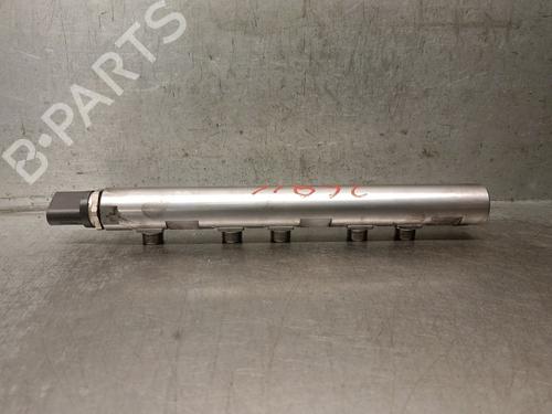 Used Injection rail Injection rail MINI MINI COUNTRYMAN (R60) One D (90 hp) 40081133 40081133