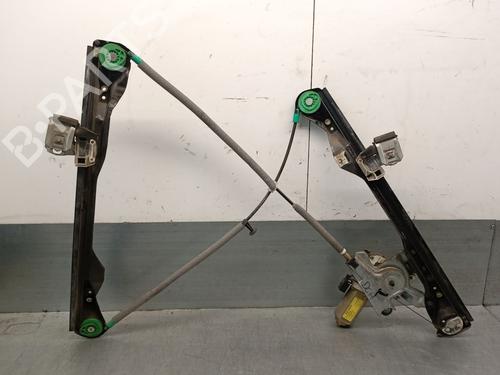 Lève-vitre avant droit FORD FOCUS I (DAW, DBW) 1.6 16V (100 hp) 29267997