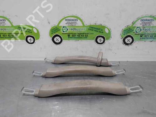 Used Front right interior door handle Front right interior door handle 3216422 3216422