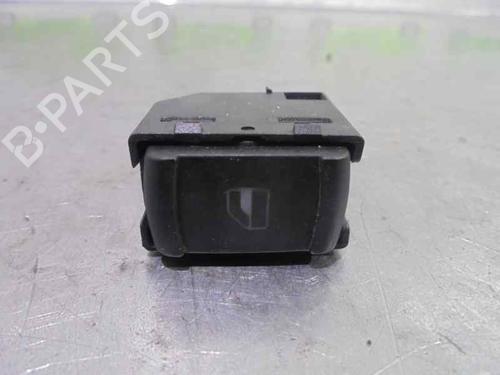 Used Right rear window switch SKODA OCTAVIA I Combi (1U5) 1.9 TDI (110 hp) 2069425