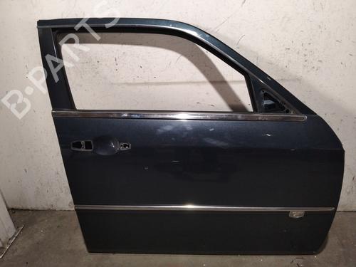 right-front-door-chrysler-300c-lx-le-2004-40595745 main image