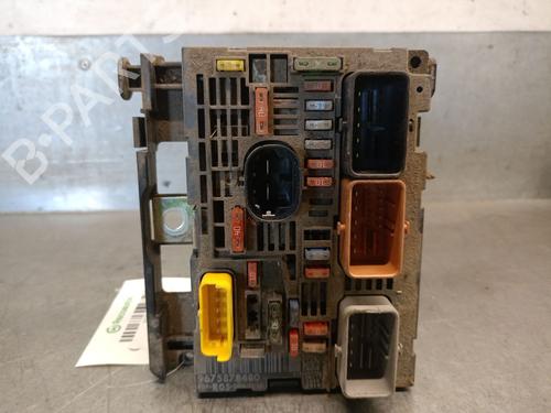 Used Fuse box Fuse box PEUGEOT PARTNER Box Body/MPV 1.6 HDi (90 hp) 33691333 33691333