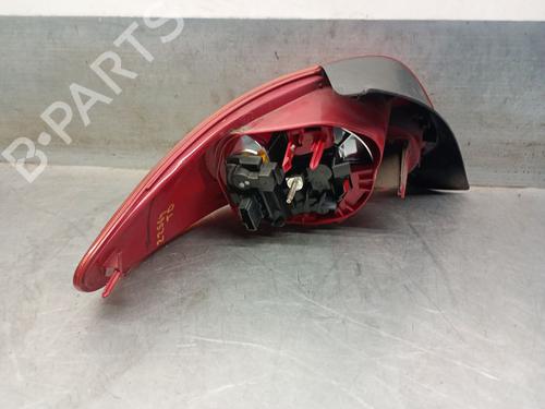 Right taillight PEUGEOT 206 Hatchback (2A/C) 1.4 i | BP25272691C35 