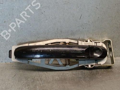 front-right-exterior-door-handle-vw-touran-1t3-2010-2011-2012-2013-2014-2015-2016-36695383 main image
