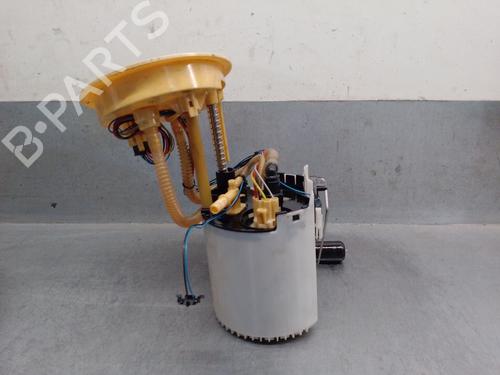 Used Fuel pump VOLVO XC90 II (256) D5 AWD (235 hp) 32301557