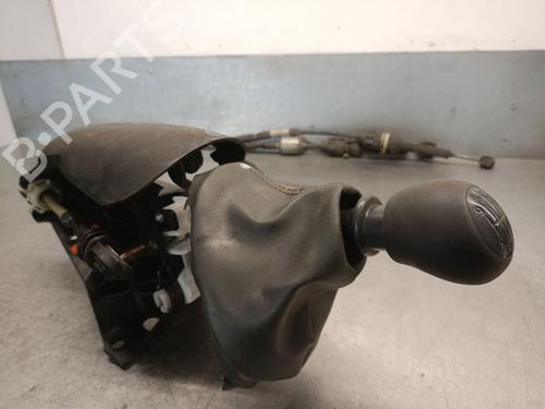 Used Gear lever Gear lever OPEL VIVARO B Van (X82) 1.6 CDTI (05) (121 hp) 36536707 36536707