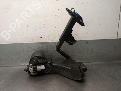 Used Windscreen washer tank Windscreen washer tank 38673862 38673862