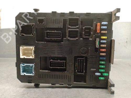 Used Fuse box CITROËN C4 I (LC_) 1.6 HDi (90 hp) 30962964