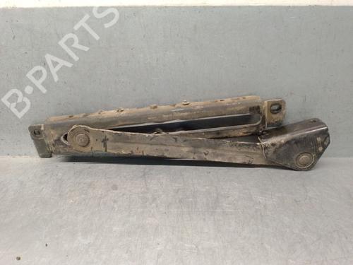 Used Hinge/Door check strap Hinge/Door check strap OPEL FRONTERA B (U99) 2.2 i (6B_ZC, 6B_VF, 6B_66, 6B_76) (136 hp) 33198939 33198939