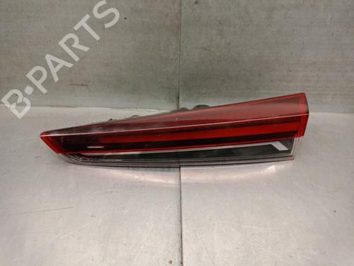 Used Right tailgate light RENAULT CAPTUR II (HF_) Blue dCi 95 (HFAF) (95 hp) 31947724