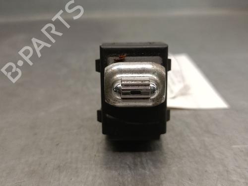 Mando elevalunas delantera derecho Mando elevalunas delantera derecho CHRYSLER 300M (LR) 2.7 V6 24V (204 hp) 33869526 33869526