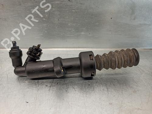 Used Clutch slave cylinder CITROËN XSARA PICASSO (N68) 2.0 HDi (90 hp) 20266704