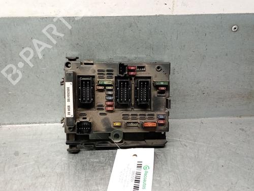 Used Fuse box Fuse box PEUGEOT 206 Hatchback (2A/C) 1.4 i (75 hp) 32720120 32720120