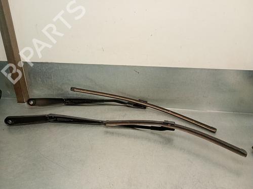 Front windshield wiper arm BMW X4 (F26) xDrive 35 d | BP30201178C143