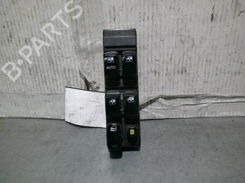 Interrupteur de vitre avant gauche KIA CERATO I Hatchback (LD) 1.6 CRDi (115 hp) 5933305