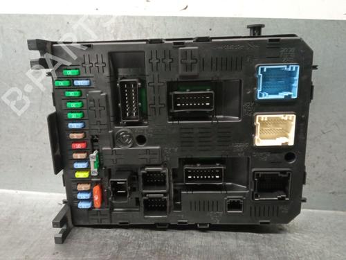 Used Fuse box PEUGEOT 3008 I MPV (0U_) 1.6 BlueHDi 120 (120 hp) 29434169