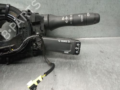 Forlygtekontakt RENAULT CAPTUR II (HF_) TCe 90 (HFM6) | BP29977582I24 