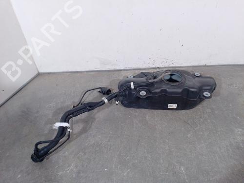 Used Fuel tank TOYOTA YARIS (_P21_, _PA1_, _PH1_) 1.5 Hybrid (MXPH10, MXPH11) (116 hp) 20674907