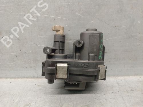 Used Throttle body Throttle body LANCIA DELTA III (844_) 2.0 D Multijet (844.AXD1A, 844.AXM1A) (165 hp) 32868186 32868186
