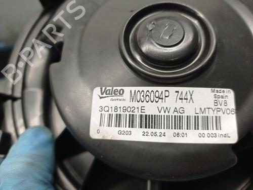 Heater blower motor SEAT LEON (KL1, KLG) 1.0 TSI | BP21579952M62 