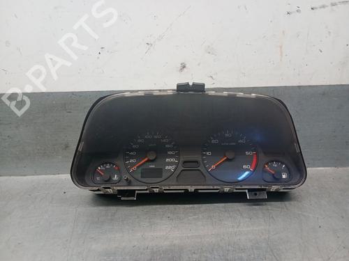 Used Instrument cluster PEUGEOT 306 Hatchback (7A, 7C, N3, N5) 1.9 DT (90 hp) 22799528