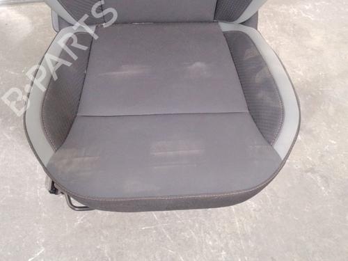 Right front seat DACIA DUSTER (HM_) 1.0 TCe 90 (HMM6) | BP27208994C16 