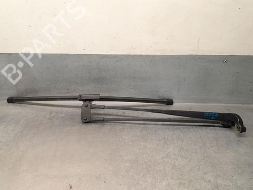 front-windshield-wiper-arm-toyota-aygo-_b4_-2014-36137872 main image