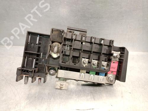 Used Fuse box MERCEDES-BENZ B-CLASS Sports Tourer (W246, W242) B 200 CDI / d 4-matic (246.202) (136 hp) 27486124