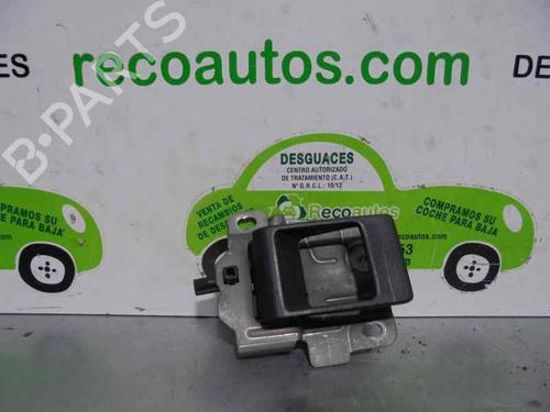 Venstre foran invendig håndtak LAND ROVER FREELANDER I (L314) 2.0 DI 4x4 (98 hp) 3215154