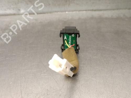 Switch INFINITI QX30 2.2 D AWD | BP38704201I30 - Image 3