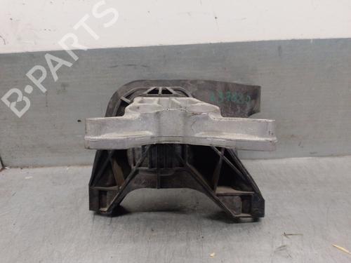 Used Engine mount PEUGEOT 3008 II SUV (MC_, MR_, MJ_, M4_) 1.2 THP/ PureTech 130 (MRHNSM, MRHNSU, MRHNSJ, MRHNYW,... (131 hp) 29699117