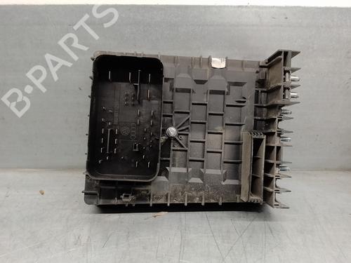 Used Fuse box VW GOLF V (1K1) 2.0 TDI 16V (140 hp) 16306684