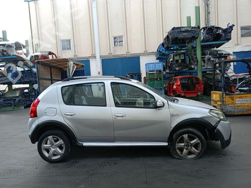 Dør venstre foran DACIA SANDERO 1.6 MPI 85 (BS03) | BP30686738C2
