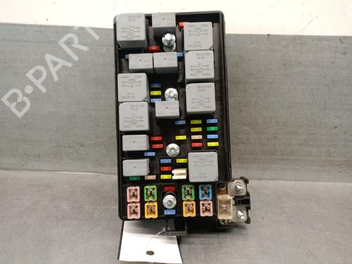 Used Fuse box Fuse box CHEVROLET EPICA (KL1_) 2.0 D (150 hp) 33321992 33321992