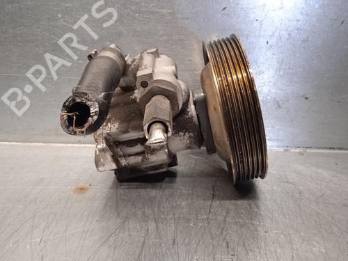 Used Steering pump Steering pump ALFA ROMEO 145 (930_) 1.6 i.e. 16V T.S. (930.A2) (120 hp) 11719706 11719706