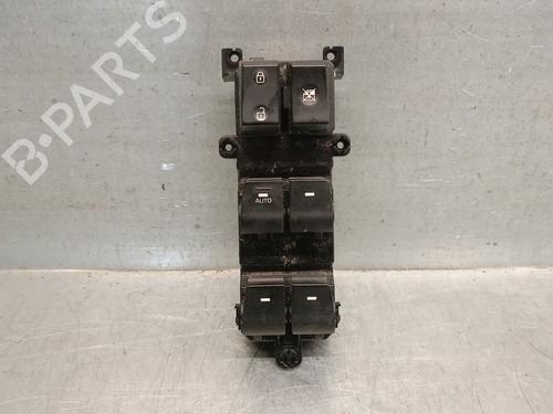 Used Left front window switch HYUNDAI TUCSON (TL, TLE) 1.7 CRDi (116 hp) 29611305
