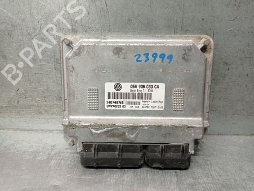 Used Engine control unit (ECU) VW GOLF V (1K1) 1.6 (102 hp) 30408550