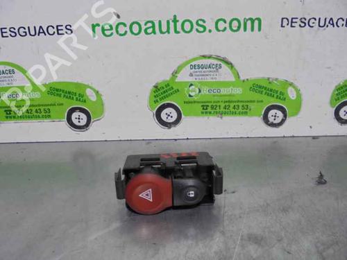 Used Warning switch RENAULT KANGOO / GRAND KANGOO II (KW0/1_) 1.5 dCi 70 (KW0V, KW0A) (68 hp) 3472302