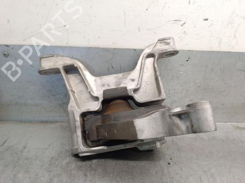 Used Engine mount MAZDA 3 Hatchback (BP) 2.0 SKYACTIV-G M Hybrid (122 hp) 32372710