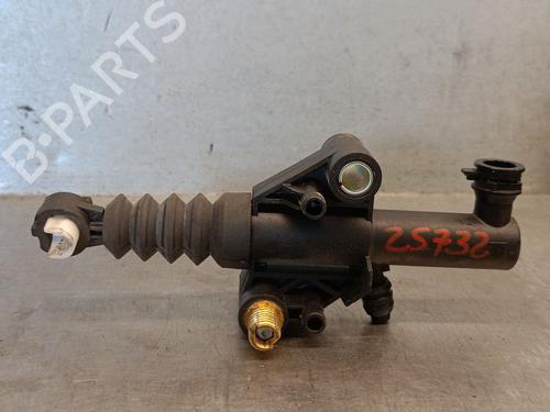Used Clutch slave cylinder Clutch slave cylinder 36533329 36533329