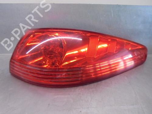 Used Right taillight PEUGEOT 407 (6D_) 2.7 HDi (6DUHZJ, 6DUHZF) (204 hp) 14925516