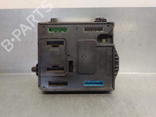 Used Fuse box RENAULT FLUENCE (L3_) 1.5 dCi (L30D, L30L, L306, L33F, L33L, L33M, L33V, L33W) (110 hp) 13544031