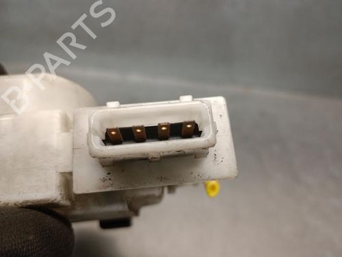 Front left lock VW POLO (6N2) 1.4 16V | BP32424913C98
