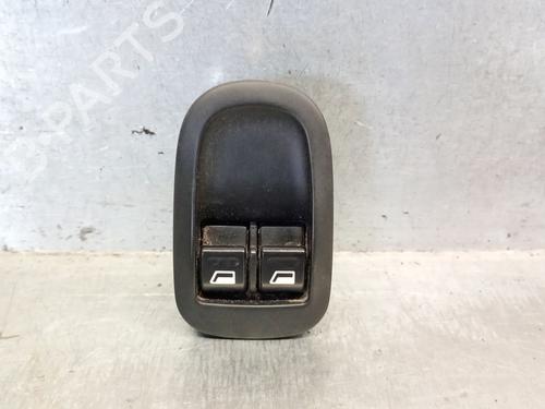 Used Left front window switch PEUGEOT 206 Hatchback (2A/C) 1.4 i (75 hp) 28381212