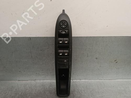 Used Left front window switch CITROËN C4 II (NC_) [2009-2025]  30803831