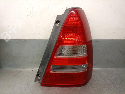Høyre baklys SUBARU FORESTER (SG_) 2.0 AWD (SG5) (125 hp) 32122201