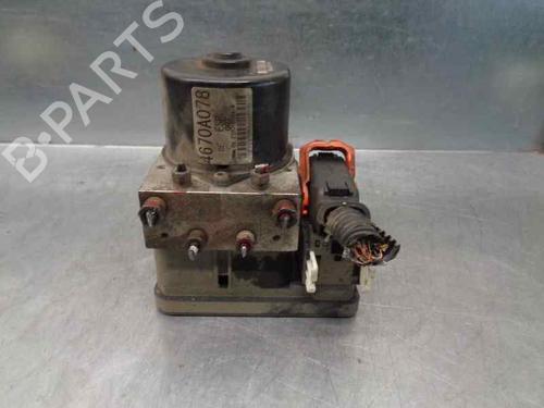 Used ABS pump MITSUBISHI GRANDIS (NA_W) [2003-2011]  8193221