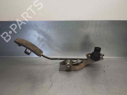 Used Pedal NISSAN X-TRAIL I (T30) 2.2 dCi 4x4 (136 hp) 10571047