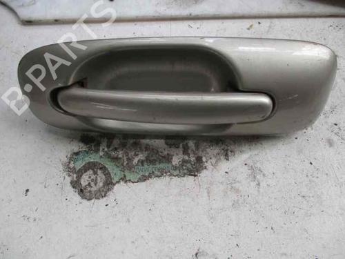 Used Rear left exterior door handle CHRYSLER VOYAGER IV (RG, RS) 2.5 CRD (141 hp) 2060164