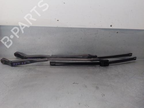 Used Front windshield wiper arm VW PASSAT B5.5 (3B3) 1.9 TDI (130 hp) 15638746